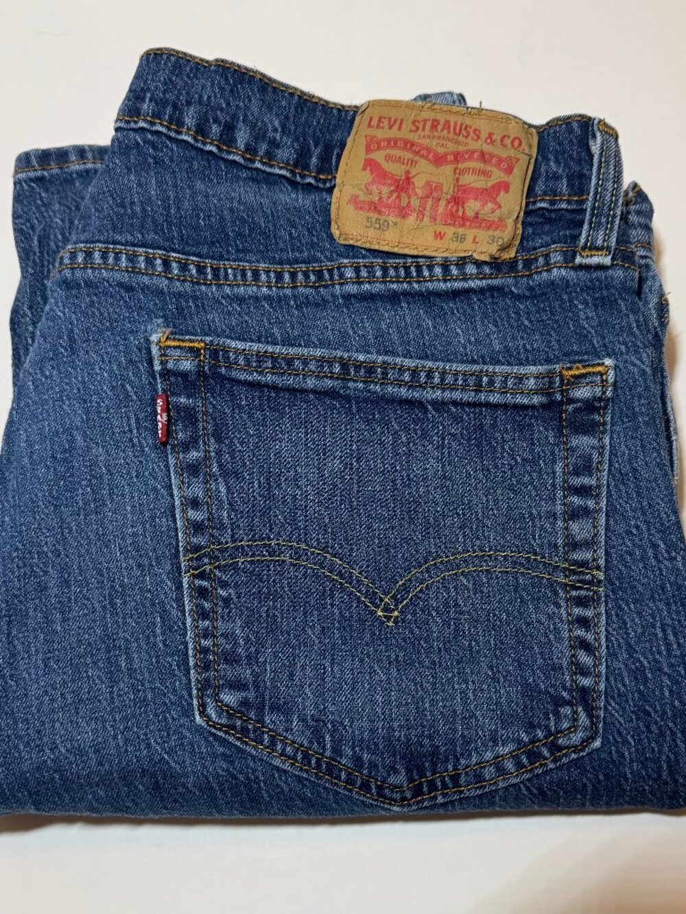 Levi’s 559 Relaxed Straight Jeans Men’s 36x30 Medium Wash